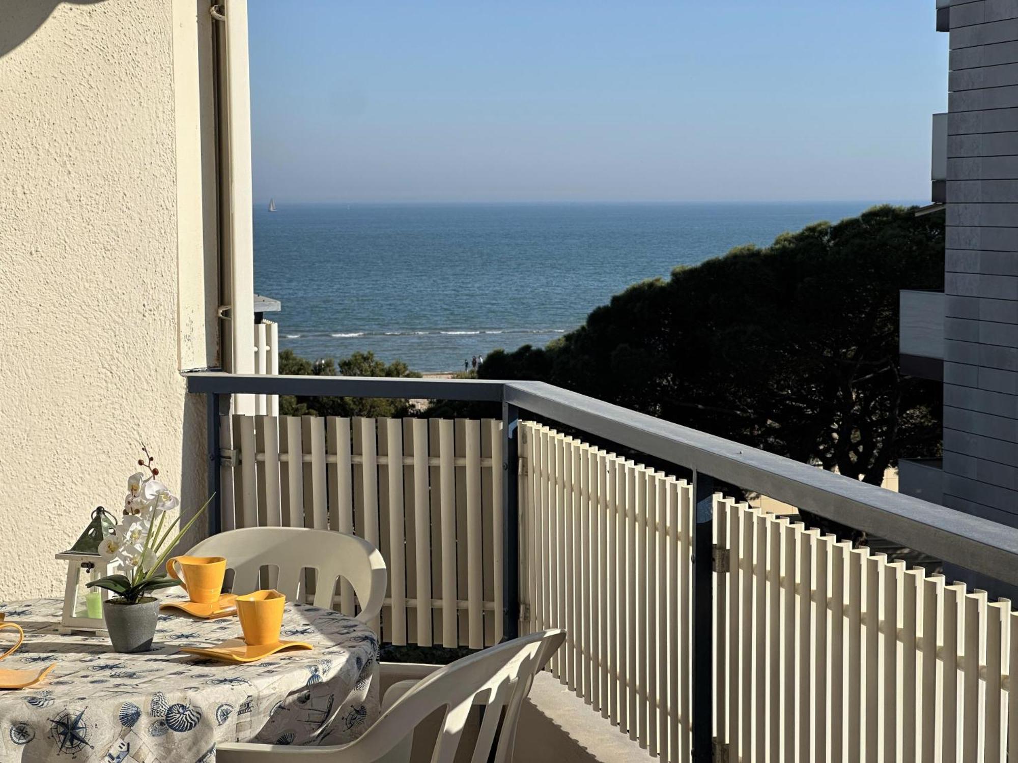 Residence Eva Lignano Sabbiadoro Ngoại thất bức ảnh
